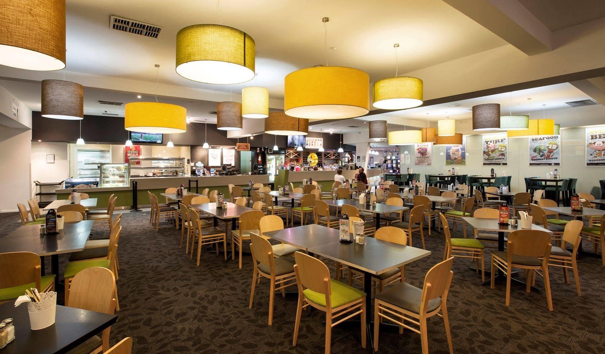 Nightcap At Westside Hotel Laverton Dış mekan fotoğraf