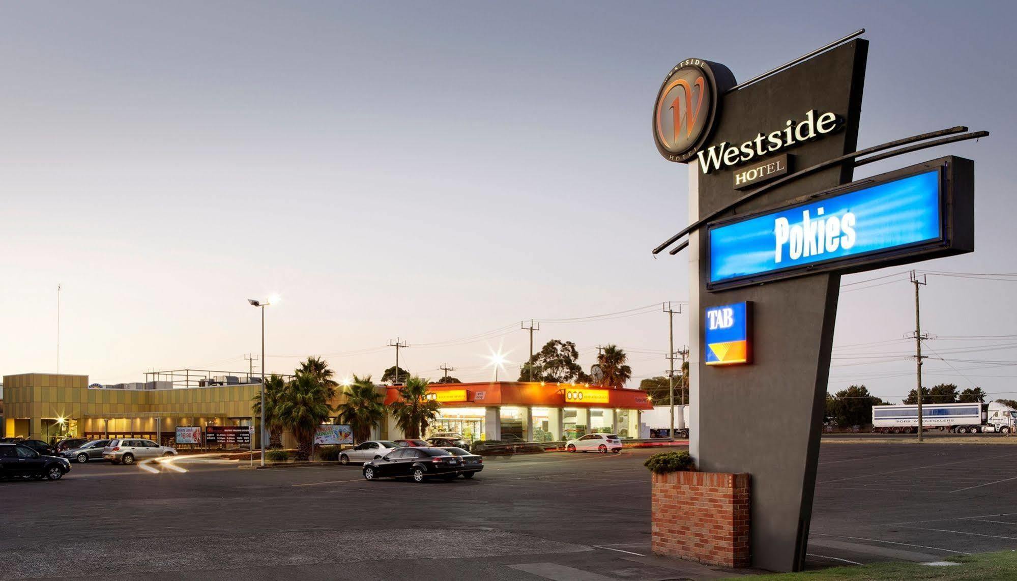 Nightcap At Westside Hotel Laverton Dış mekan fotoğraf